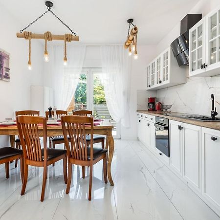 Jantar Apartamenty Sobieskiego Kolobrzeg Exterior photo